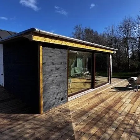 Tatil Evi Summer House Near Bathing Jetty At Fynshoved Martofte